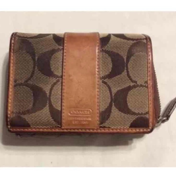 Coach Brown and Tan Signature Card Holder - Picture 1 of 5